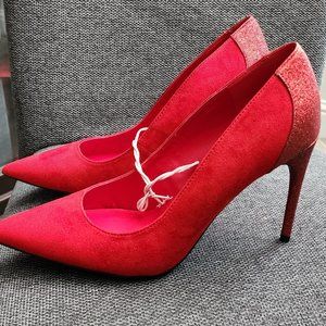 Marc Fisher red heels